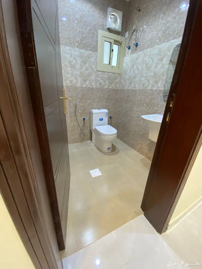 فني كهربائي منازل تسيس وتطبيق 6