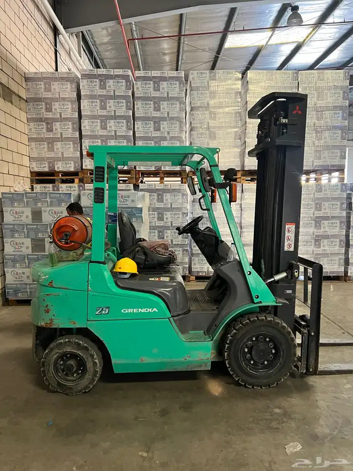 فوركلفت رافعة شوكية للايجار ايجار رافعات ديزل بنزين غاز 4