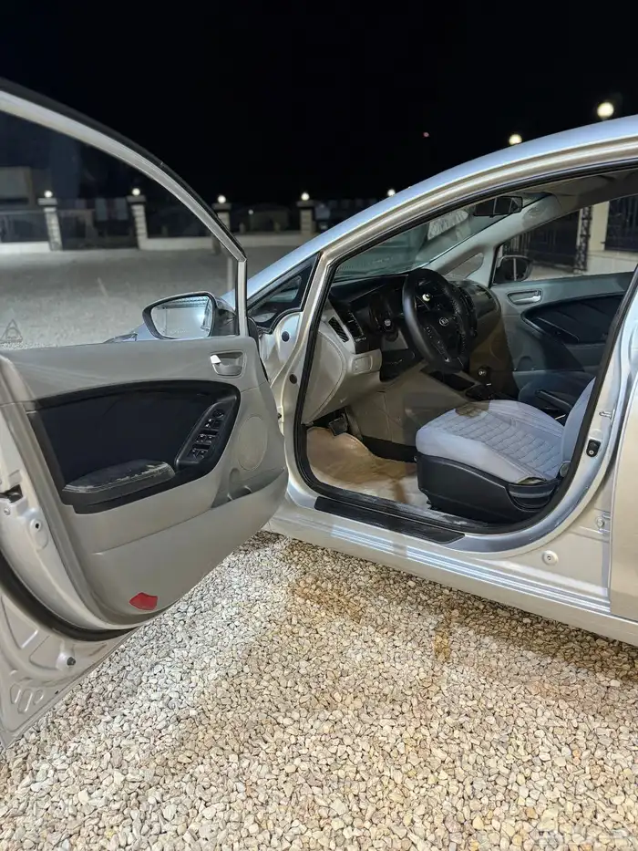 للبيع كيا سيراتو نصف فل مكينه حجم 1600 19