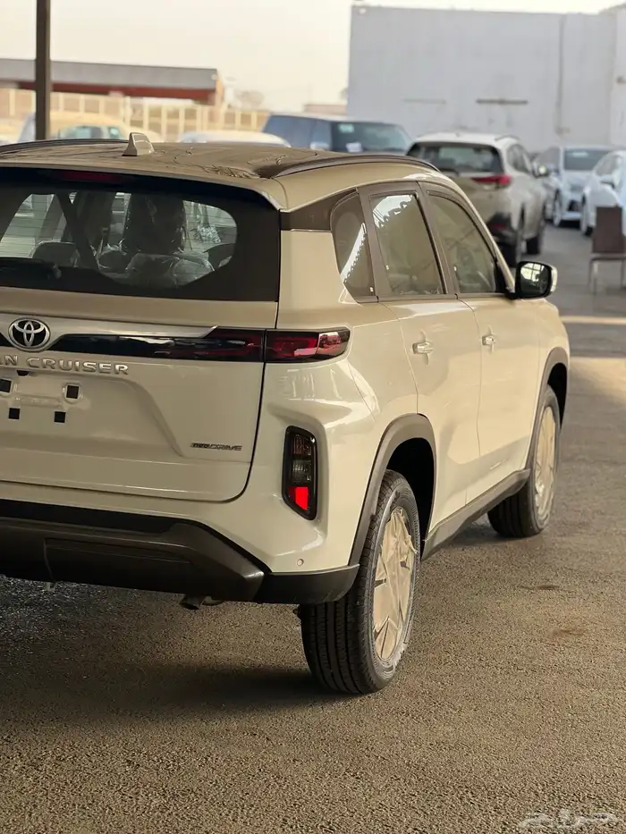 أوربان كروزر 2025 5