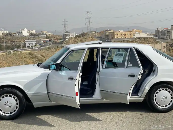 مرسيدس 560 موديل 1990 قمة في النظافة ( تم البيع ). 12