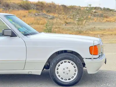 مرسيدس 560 موديل 1990 قمة في النظافة ( تم البيع ). 8