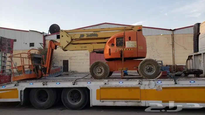 كرينات وروافع وسطحات هيدروليكية ايجار يومي او شهري 0