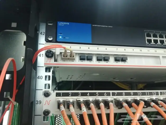 فني شبكات وفني فايبر 5