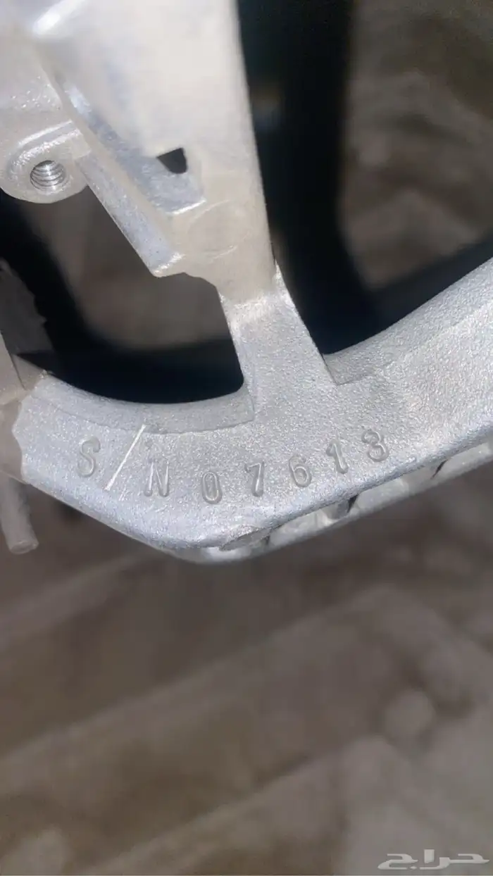 طارة تويوتا لاندكروزر جديدة يوجد كم حبة من 2003-2007 2