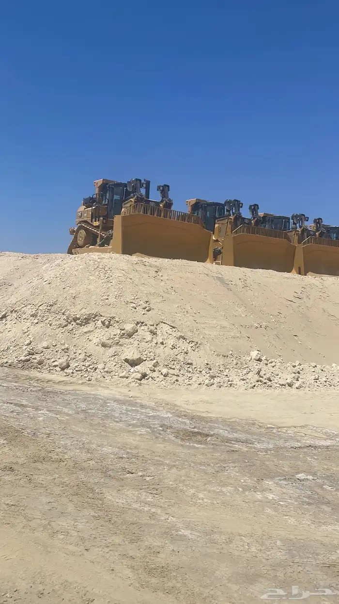 بوكلينات للايجارفي مشروع نيوم . والبحر الاحمر 2