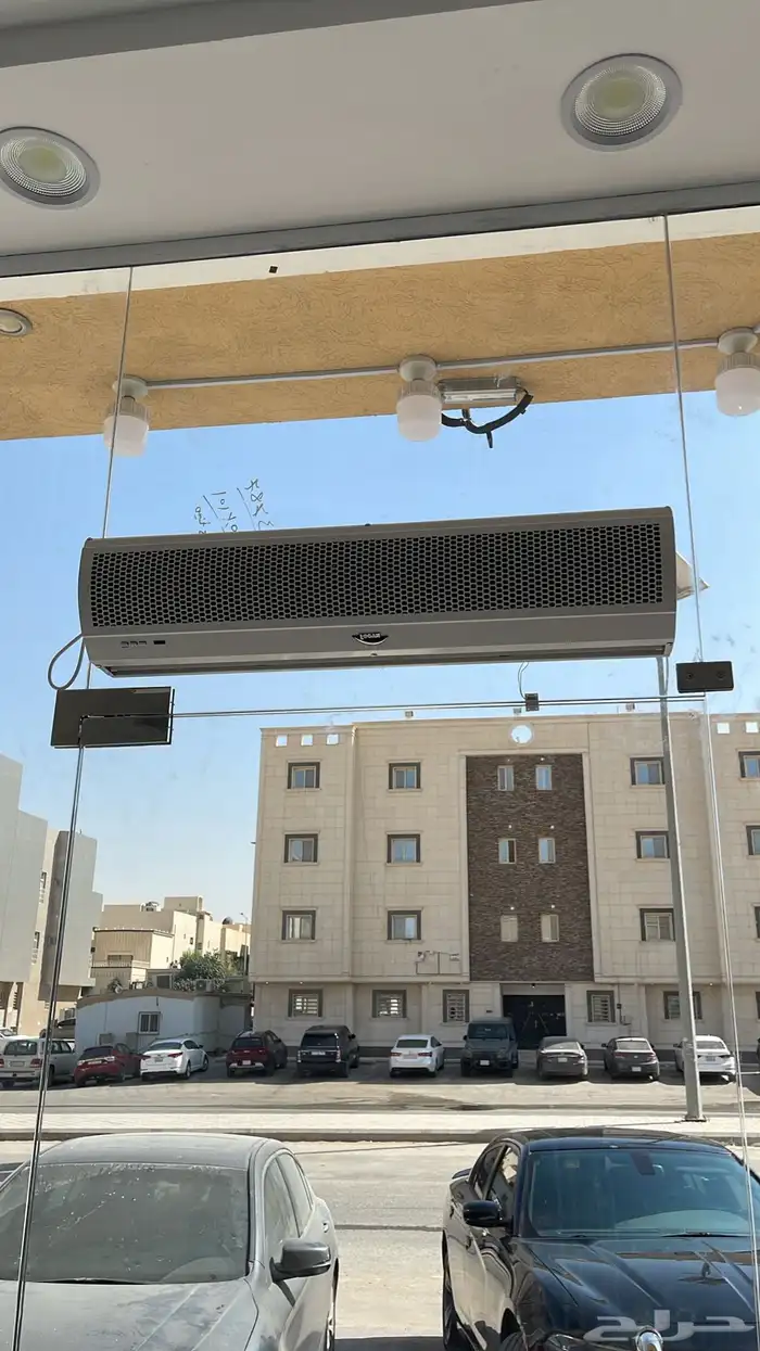ستائر هوائيه من 90 سم الي. 200سم اسود ابيض 3
