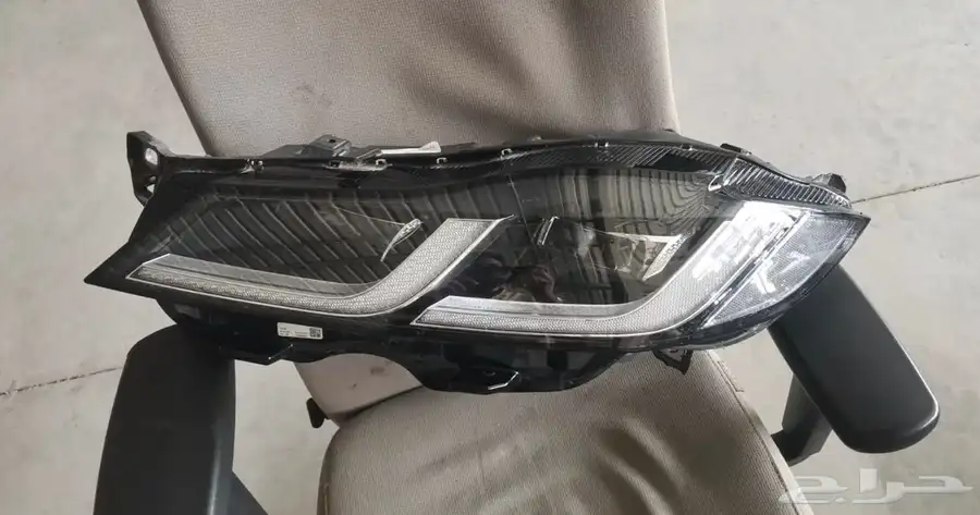 شمعات مزراتي جبلي كواترو جاكوار xj XF. 4