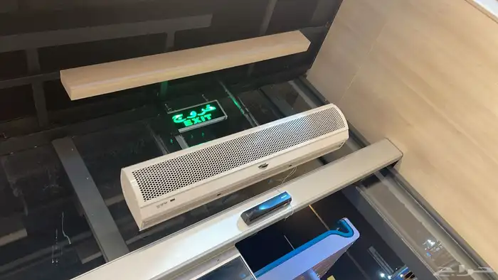 ستائر هوائيه من 90 سم الي. 200سم اسود ابيض 0