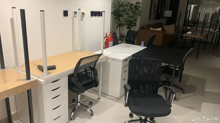 فني فك وتركيب اثاث ايكيا و هوم بوكس 1