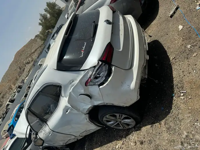 إم جي HS دبل موديل 21 1