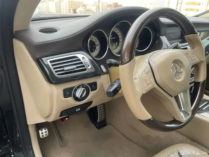 تم البيع 37