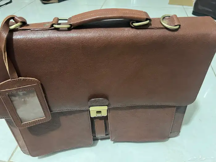 حقيبه جلديه ماركه 4