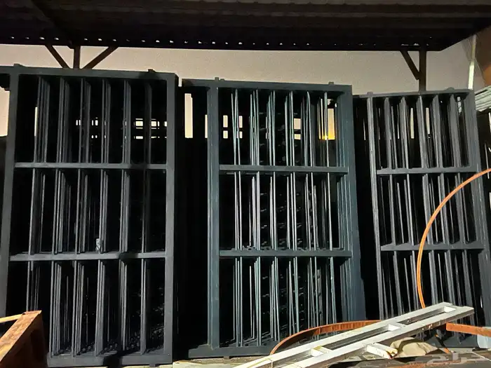 شبوك ابل غرف خشب. مضلات 6