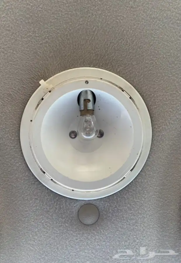 لمبة السقف فكتوريا بوليسي 0