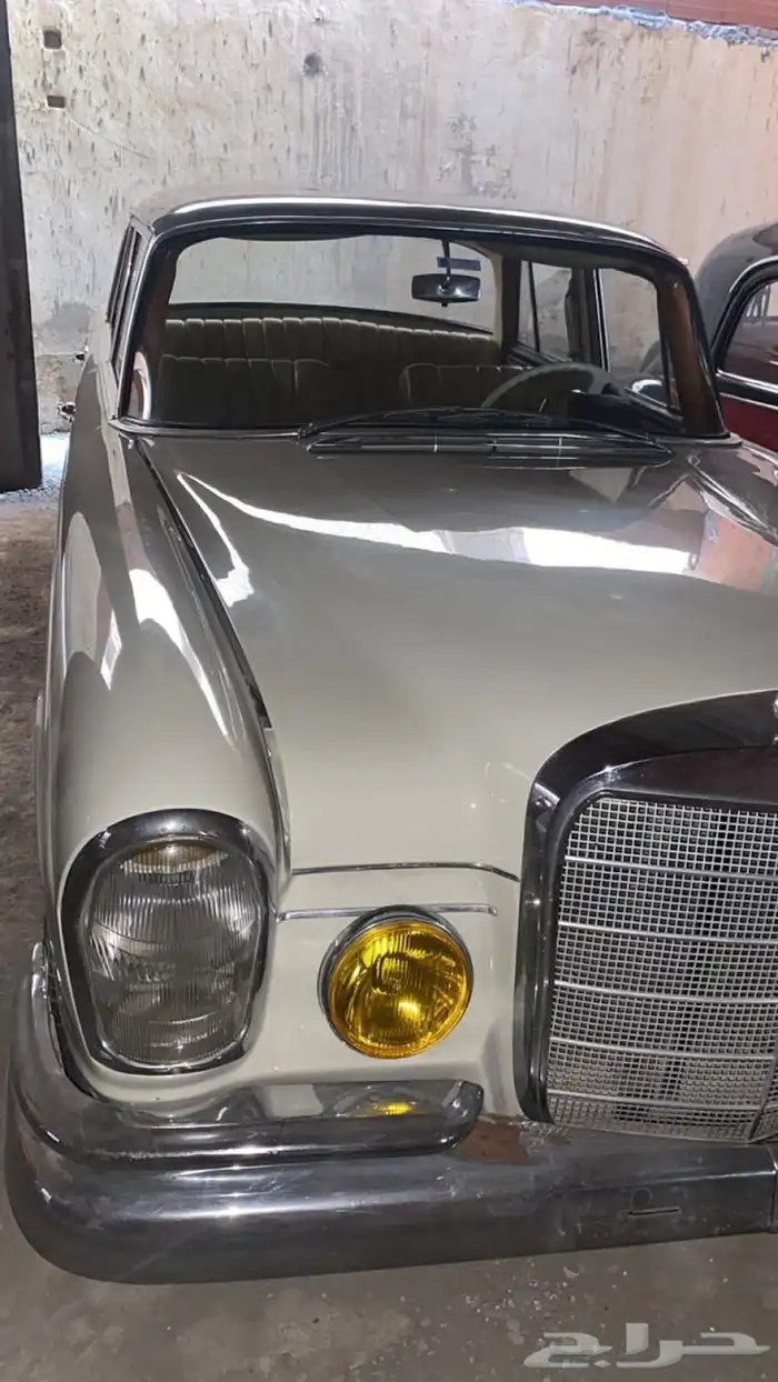 لعشاق النوادر مرسيدس كلاسيك 1961 خصوصي 1