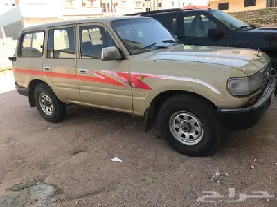 صالون حكومي سابقا تويوتا جي موديل 95 0