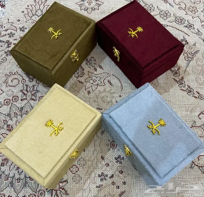 علب عود مخمل 1