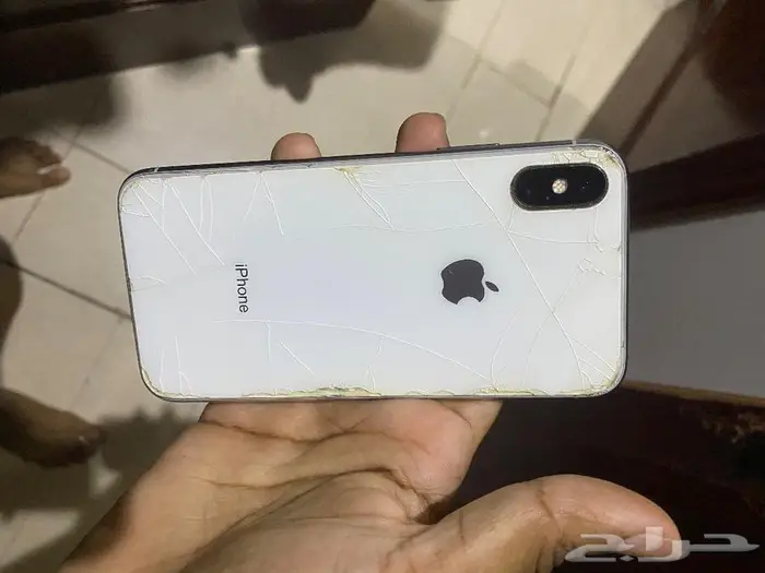 ايفون x. 2