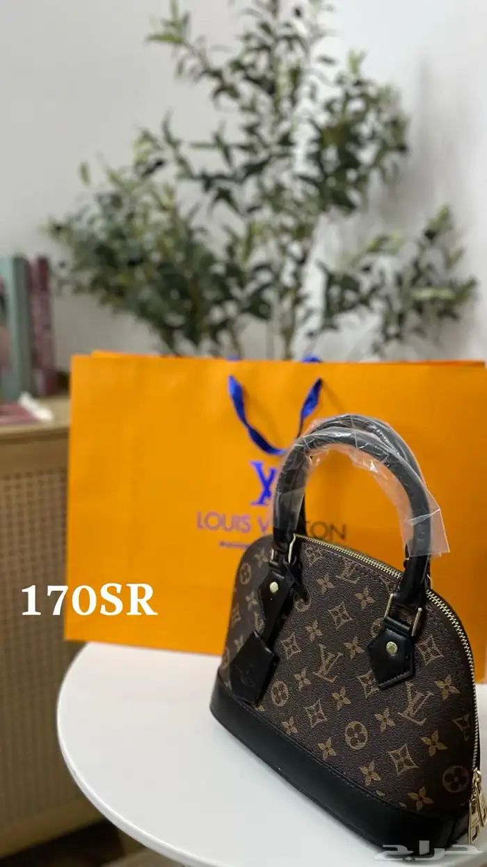شنط ماركة درجة اولى 7