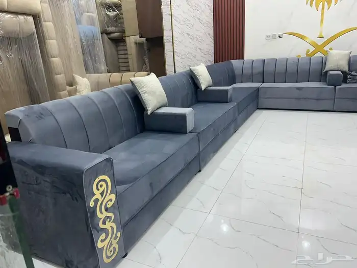 كنب جديد من المصنع ملكي كلاسيك ومتصل 18