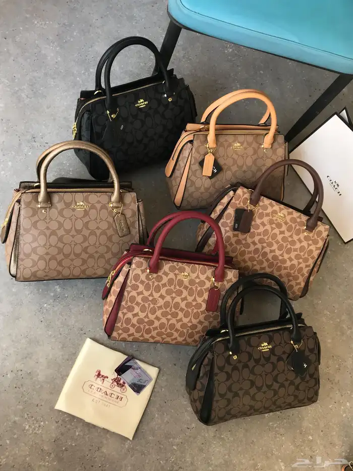 شنط ماركات حجم كبير للجامعة 55