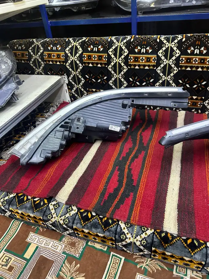 شمعات اكسنت 2021 تم بيع اليمين متوفر يسار جهت السايق 4