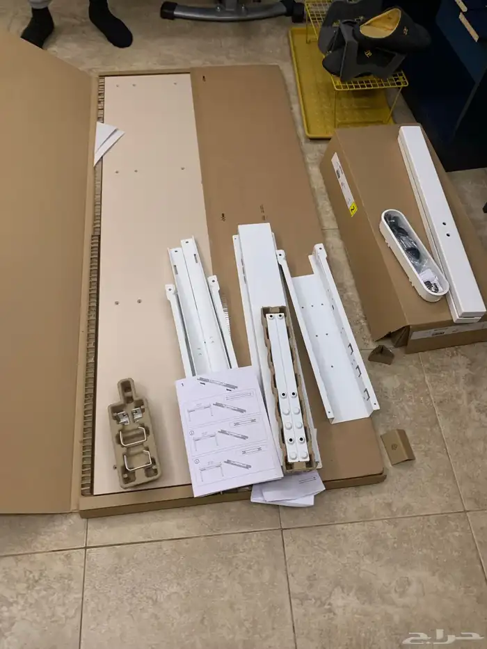 فني فك وتركيب اثاث و غرف نوم و مكاتب ايكيا 1