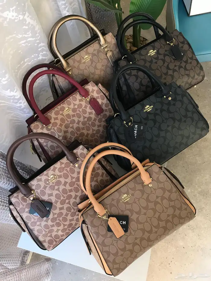 شنط ماركات حجم كبير للجامعة 51