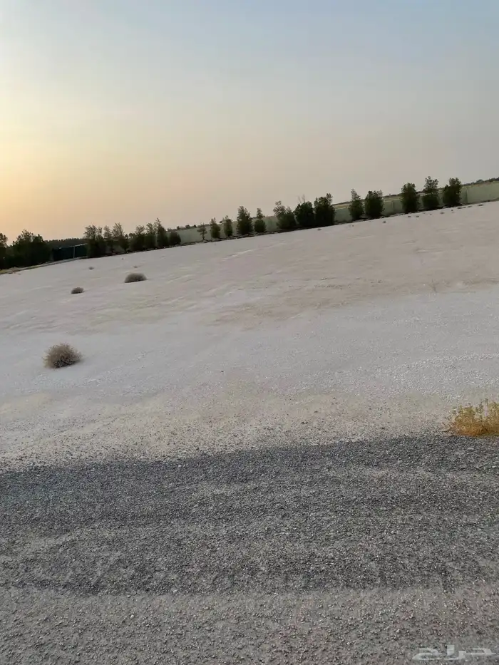 للإيجار ارض مدفونه طين عليها سور خرسانه 3