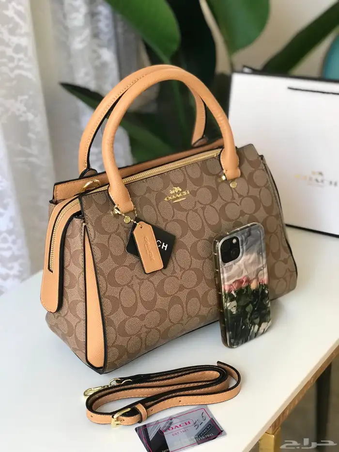 شنط ماركات حجم كبير للجامعة 65