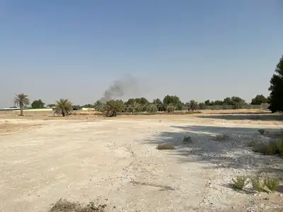 للإيجار أو البيع مزرعه مسوره طابوق وخرسانه 8