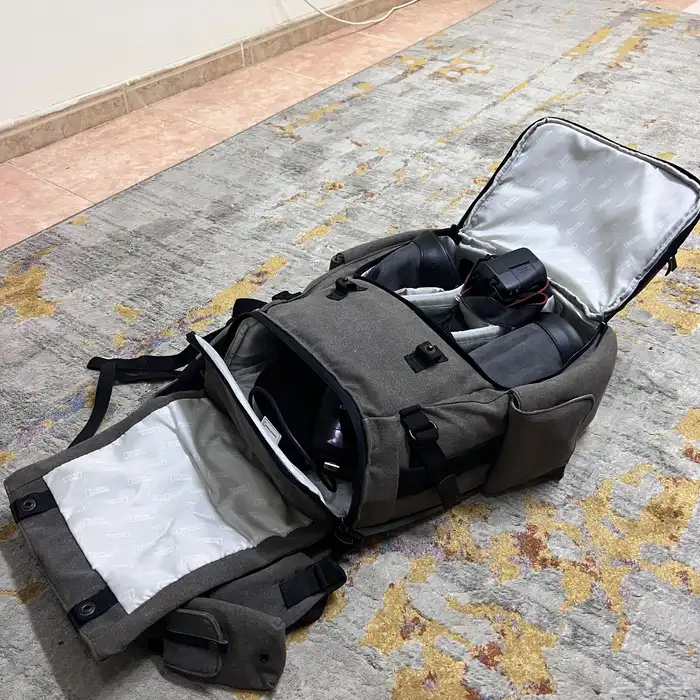 فلاش Canon Speedlite 470EX مع شنطه كاميرات و ذاكره تخزين 6