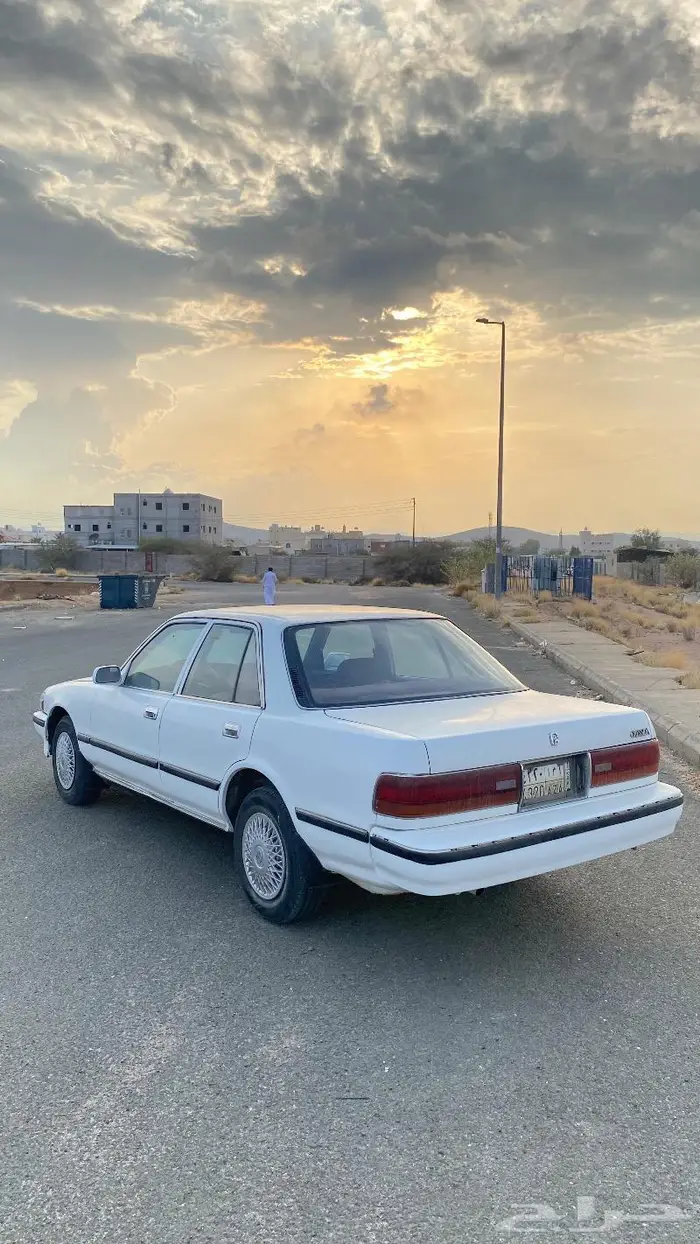 تويوتا كرسيدا 1989 XL مرشوش كامل رش تجميلي 3