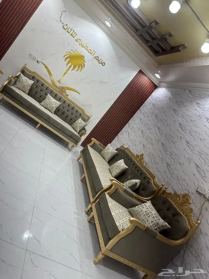 كنب جديد من المصنع ملكي كلاسيك ومتصل 1