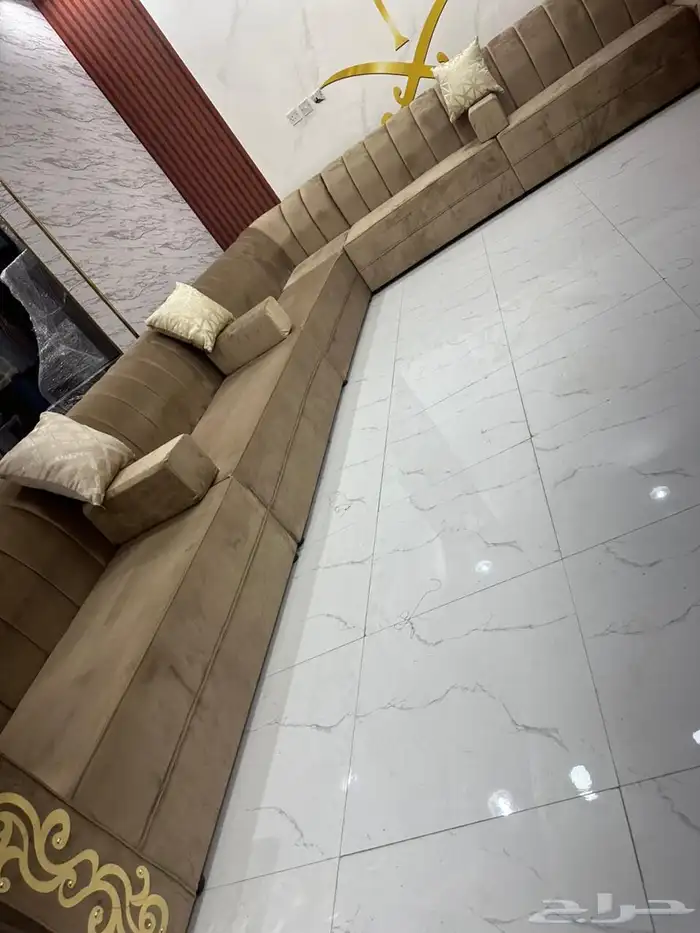 كنب جديد من المصنع ملكي كلاسيك ومتصل 7