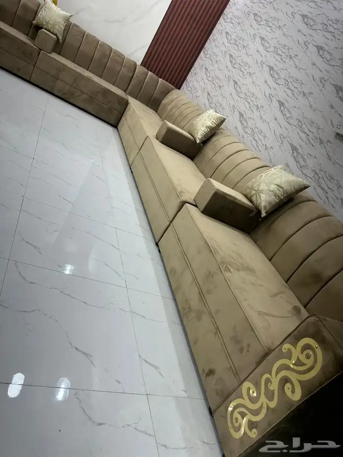 كنب جديد من المصنع ملكي كلاسيك ومتصل 8