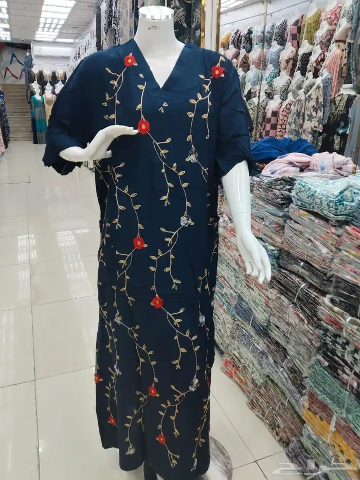 قمصان روز نسائية 73