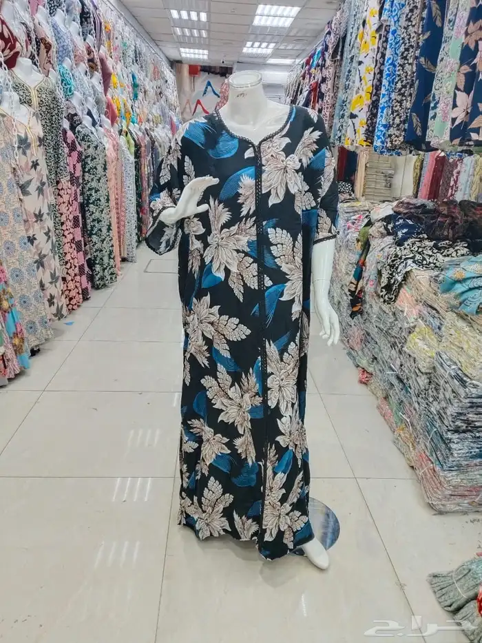 قمصان روز نسائية 90