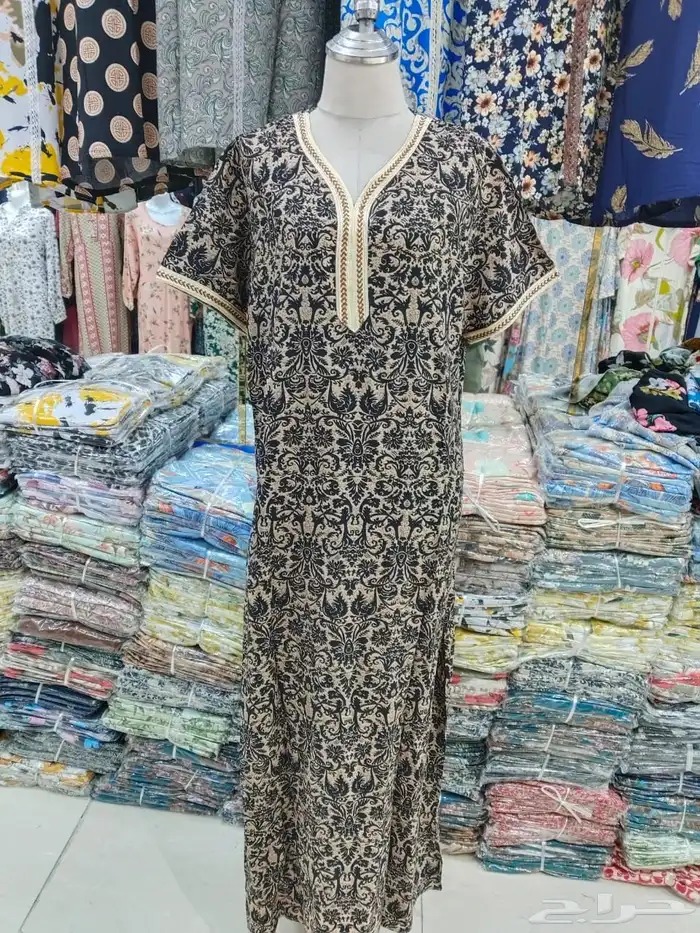 قمصان روز نسائية 83