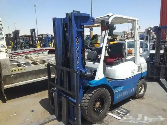 فوركلفت رافعة شوكية للايجار تاجير رافعات ديزل بنزين غاز 13