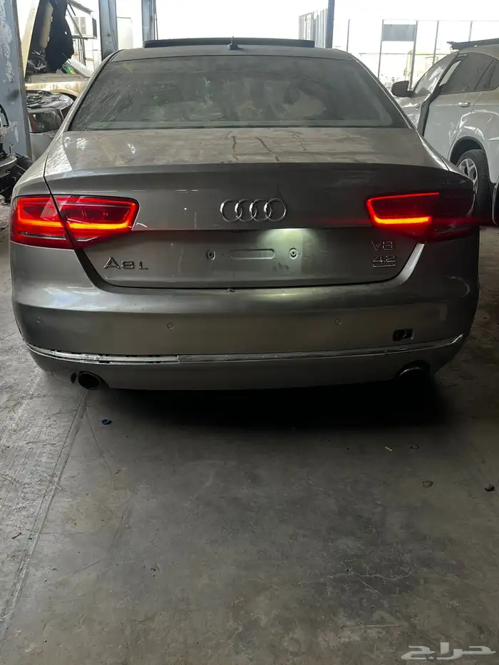 Audi A8 اودي اي ثمانيه 1