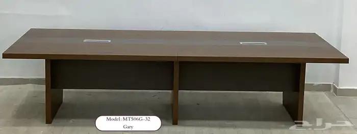 مكاتب وكراسي جميع المقاسات وطاوله اجتماعات 32