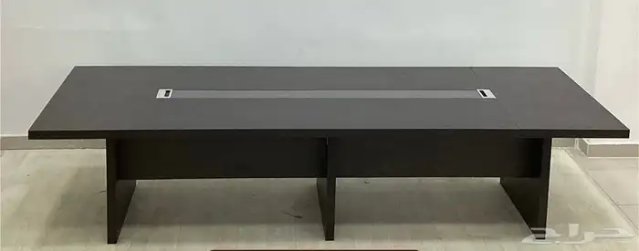 مكاتب وكراسي جميع المقاسات وطاوله اجتماعات 0