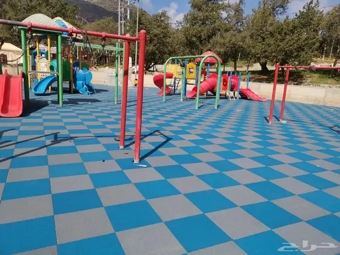 ارضيات مطاطيه مطاط اسطبلات الخيل ملاعب تنس وطائره 39
