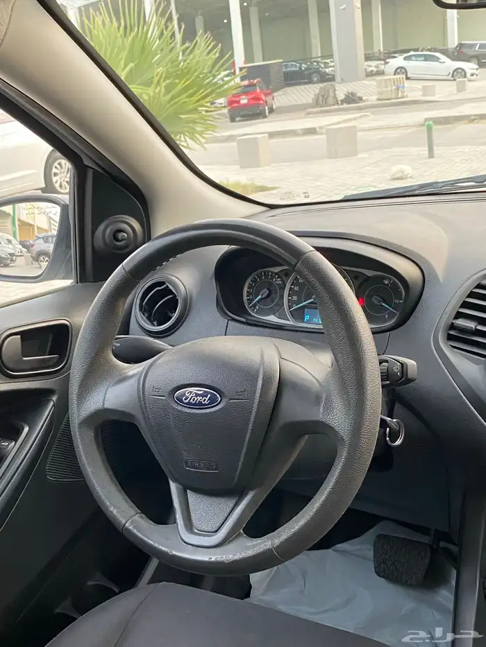 فورد فيجو 19