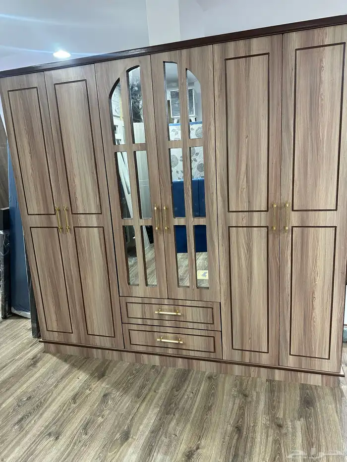 سرير خشب متوفر جديد دولاب ملابس صغير و كبير 15