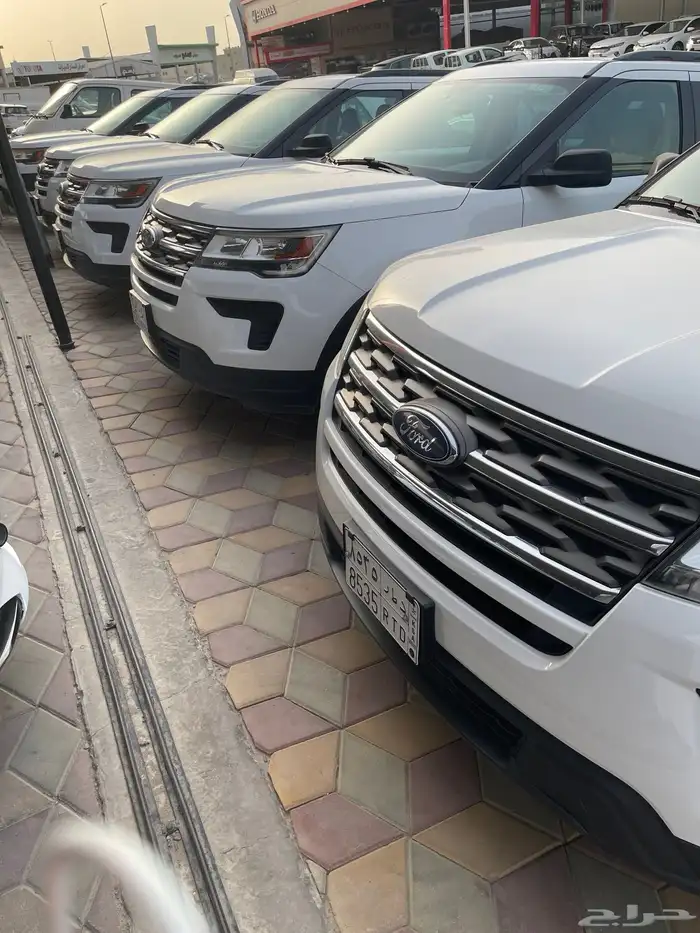 اكسبلور 2017 2018 2019 ابيض وفضي 1