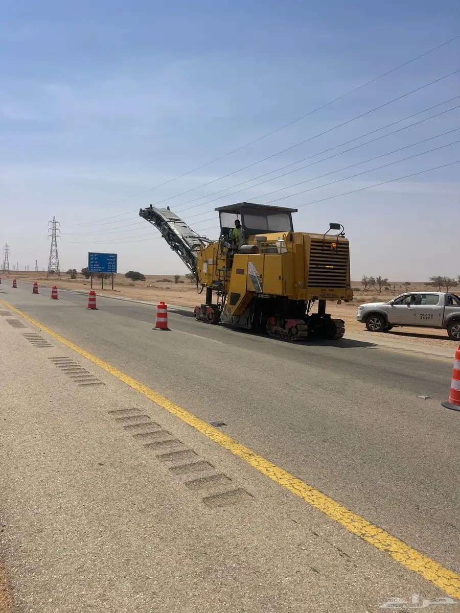 قشاطه اسفلت2متر شغل باليوميه او بالمتر اداخل وخارج الرياض 3