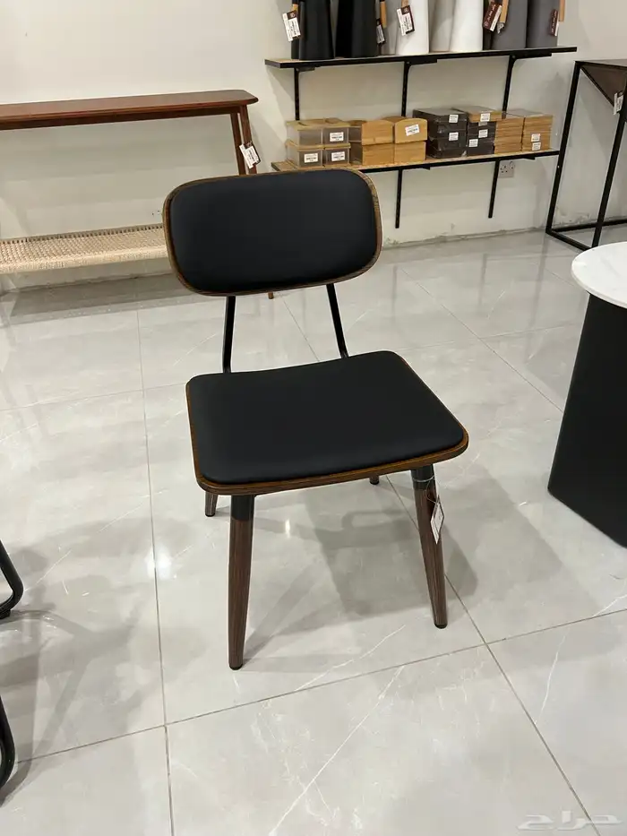 كراسي لونجات وكفيات لاونج 36